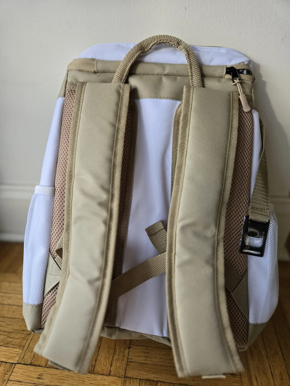 Brand New Tommy Bahama White and Tan Accent Cooler Bag with Palm Logo